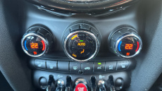 MINI Hatchback 1.5 Cooper Classic 3dr Petrol Hatchback